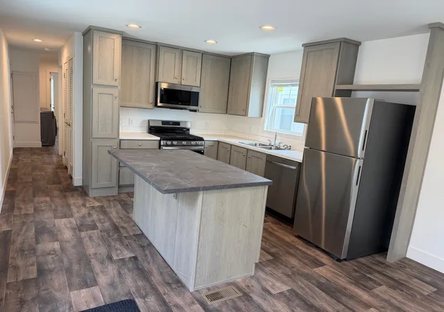 3rd image of 1611 6Th Ave E #A4, Alexandria, MN 56308 | MLS# 7100660