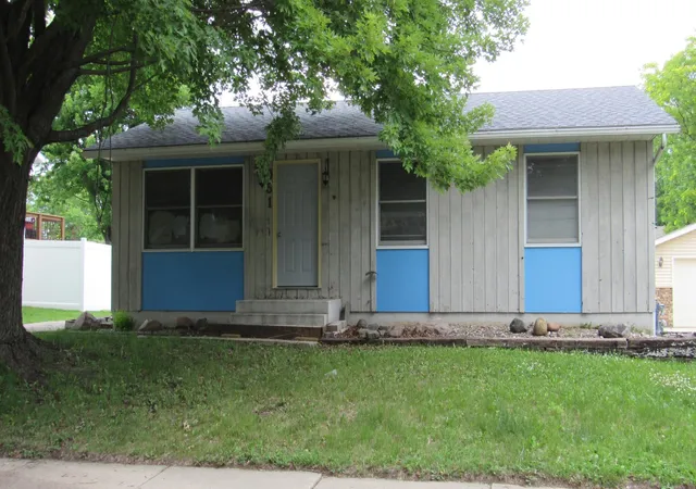2nd image of 961 22nd St Se, Rochester, MN 55904 | MLS# 7100696