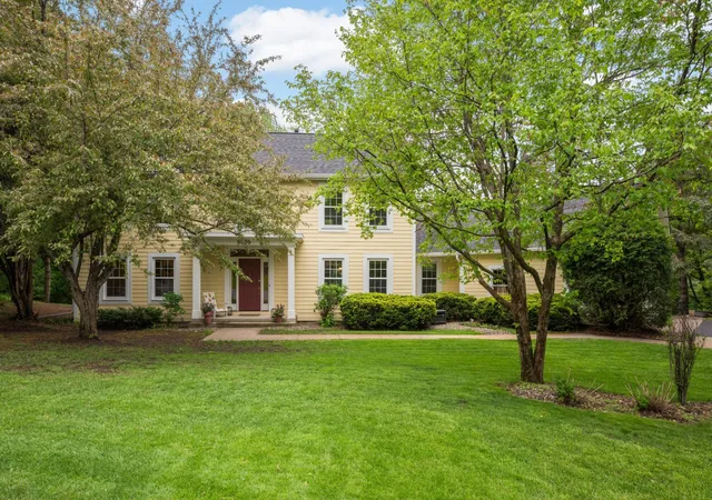 1st image of 3620 James Ave, Wayzata, MN 55391 | MLS# 7100712