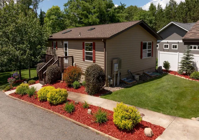 3rd image of 13335 E Shore Rd, Crosslake, MN 56442 | MLS# 7100722