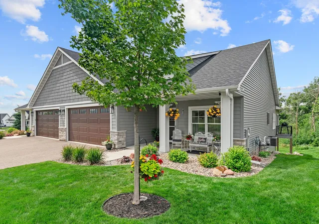 Townhouse for sale at 27100 Petes Hl Trl, Elko New Market, MN 55020 | MLS# 7100739