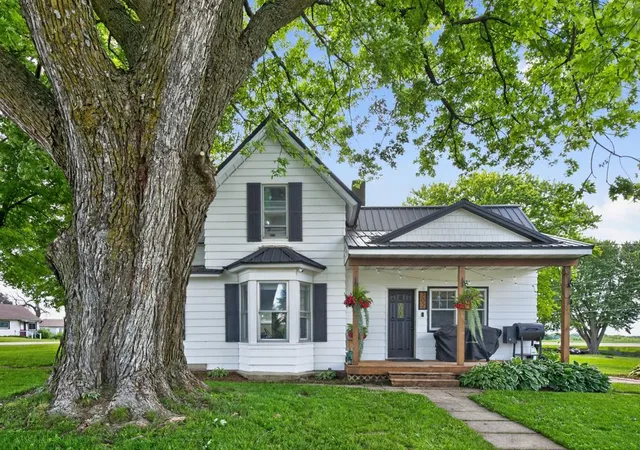 1st image of 202 Pine St, Fountain, MN 55935 | MLS# 7100758