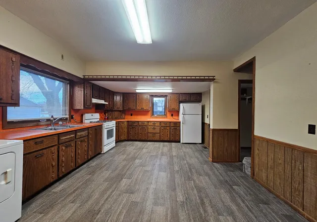 Photo 3 of Single family home for sale at 220 Grace Ave, Iona, MN 56141 | MLS# 7100772 | Listing updated on 2026-08-12