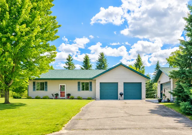 Homes for sale in Pequot Lakes, MN | 3755 Fox Ln, Pequot Lakes, MN 56472 | MLS# 7100777