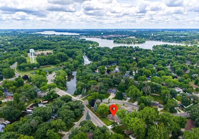 Homes for sale in Albert Lea, MN | 1005 W Richway Dr, Albert Lea, MN 56007 | MLS# 7100798