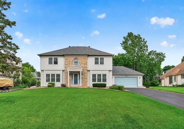 Homes for sale in Woodbury, MN | 2230 Woodbridge Wy, Woodbury, MN 55125 | MLS# 7100844