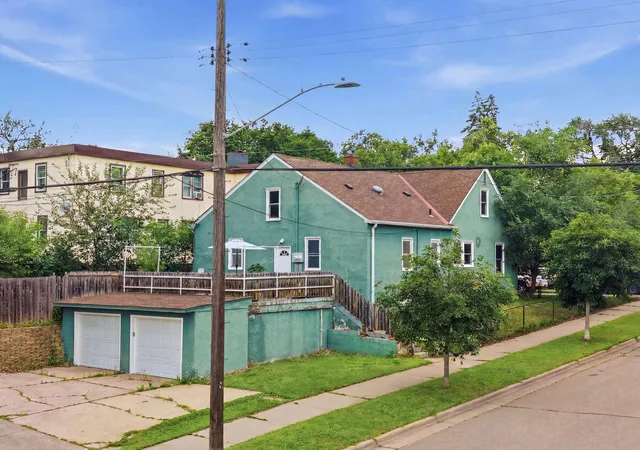 Homes for sale in Minneapolis, MN | 3952 Oakland Ave, Minneapolis, MN 55407 | MLS# 7100848