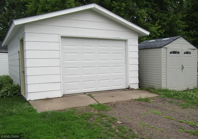 Homes for sale in Rush City, MN | 25 W 7Th St, Rush City, MN 55069 | MLS# 7100880
