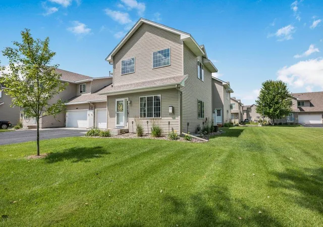 3rd image of 12874 Drake Cir Nw, Minneapolis, MN 55448 | MLS# 7100888