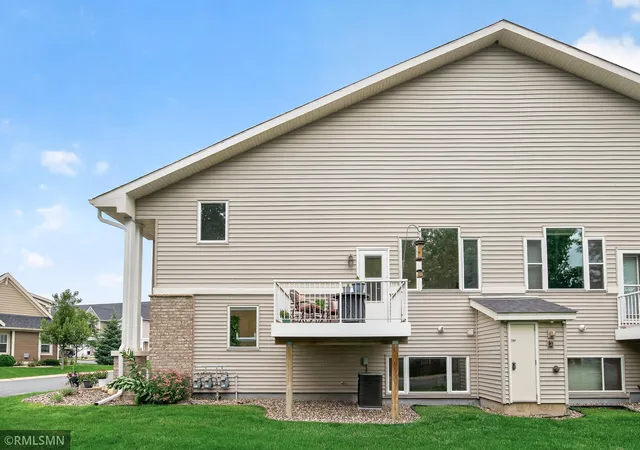Homes for sale in Rosemount, MN | 14086 Burgundy Wy #1704, Rosemount, MN 55068 | MLS# 7100917