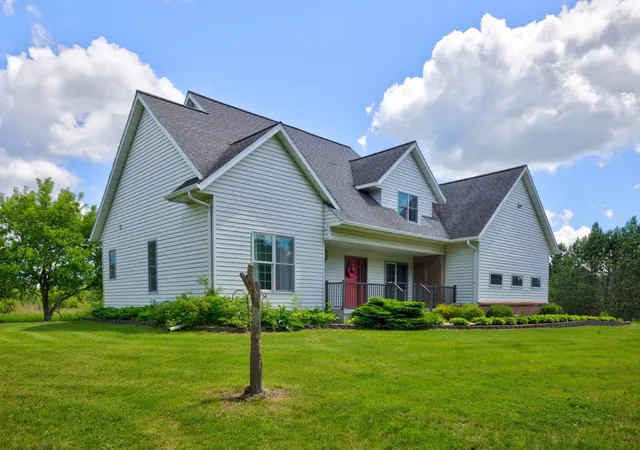 1st image of 29012 Gopher Ln, Akeley, MN 56433 | MLS# 7100928