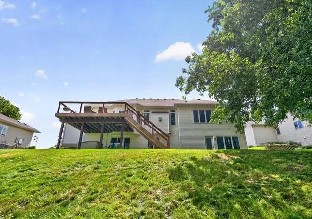 4th image of 2967 Darcy Dr Ne, Rochester, MN 55906 | MLS# 7100929