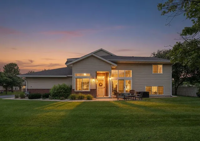 Homes for sale in Rosemount, MN | 15035 December Wy, Rosemount, MN 55068 | MLS# 7100937