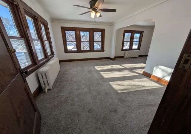 Listing Photo 4 - Condo for sale in building located at 1759 Van Buren Ave, Saint Paul, MN 55104