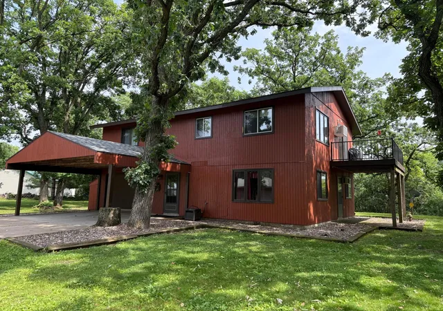 Homes for sale in Wabasha, MN | 22805 664th St, Wabasha, MN 55981 | MLS# 7100994