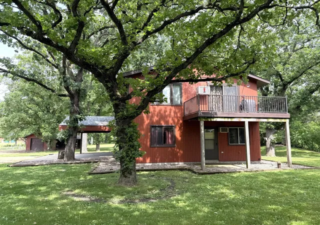 Homes for sale in Wabasha, MN | 22805 664th St, Wabasha, MN 55981 | MLS# 7100994