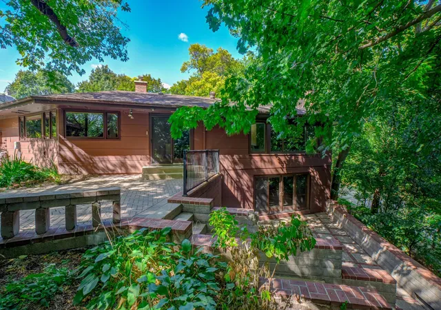 Photo 2 of Single family home for sale at 690 Linwood Ave, Saint Paul, MN 55105 | MLS# 7101001 | Listing updated on 2026-10-16