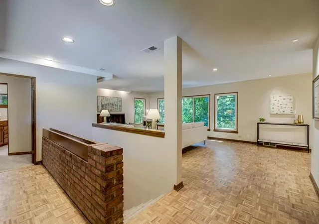 Photo 4 of Single family home for sale at 690 Linwood Ave, Saint Paul, MN 55105 | MLS# 7101001 | Listing updated on 2026-10-16