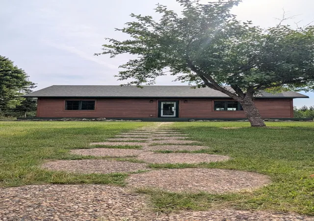 Photo 4 of Single family home for sale at 86196 Military Rd, Sturgeon Lake, MN 55783 | MLS# 7101021 | Listing updated on 2026-10-06