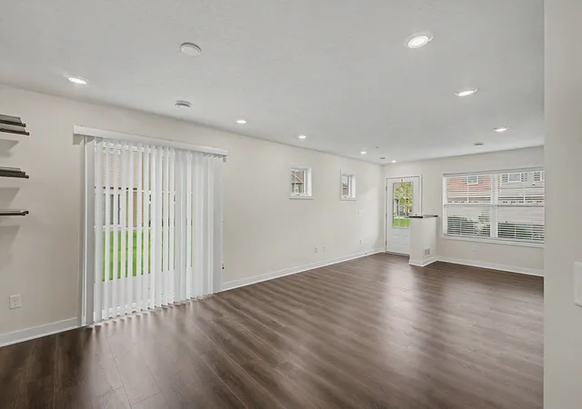 Photo 3 of Single family home for sale at 7225 Elmo Ct, Lino Lakes, MN 55038 | MLS# 7101035 | Listing updated on 2026-09-30