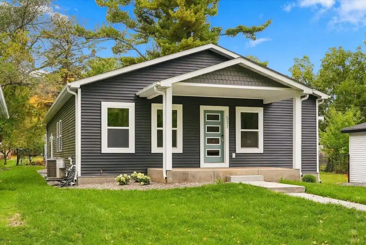Single family home for sale at 537 N Pearl St, River Falls, WI 54022 | MLS# 7101039
