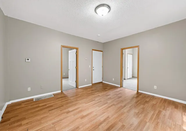 Photo 4 of House for sale at 3023 Dupont Ave N, Minneapolis, MN 55411 | MLS# 7101073 | Listing updated on 2026-09-01