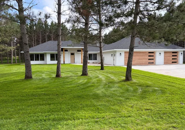 2nd image of 2370 Emerald Wy Ne, Alexandria, MN 56308 | MLS# 7101078