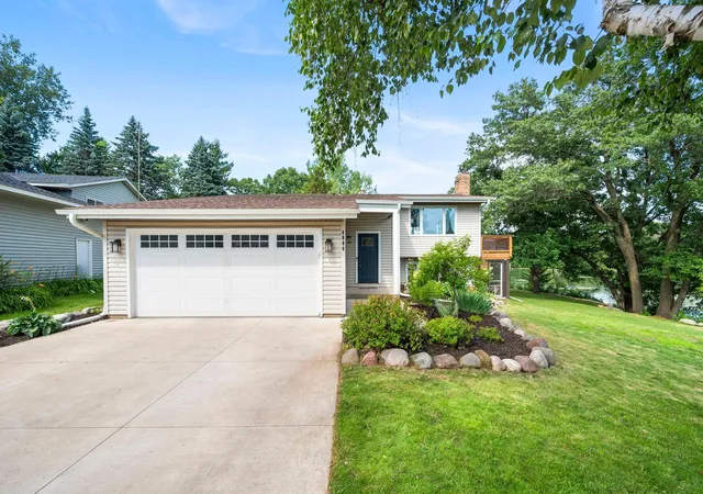 Photo 1 of Sale Pending at 4806 Shevlin Ct, Saint Paul, MN 55122 | MLS# 7101141 | Listing updated on 2026-09-04