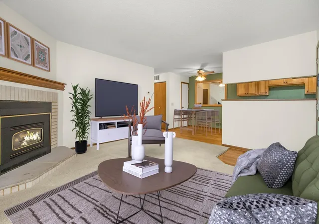 4th image of 1740 Pleasant St #B, Lauderdale, MN 55113 | MLS# 7101175