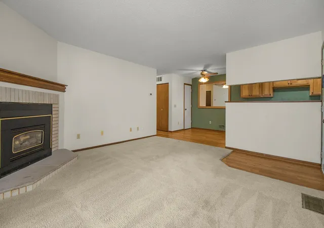 5th image of 1740 Pleasant St #B, Lauderdale, MN 55113 | MLS# 7101175