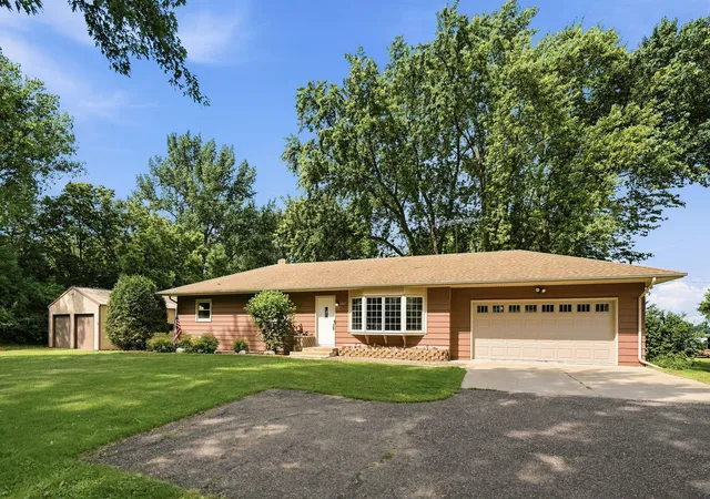 Homes for sale in Waverly, MN | 5465 County Road 8 Sw, Waverly, MN 55390 | MLS# 7101221