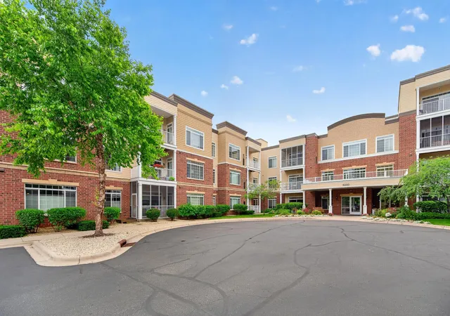 1st image of 8200 W 33Rd St #323, Minneapolis, MN 55426 | MLS# 7101230