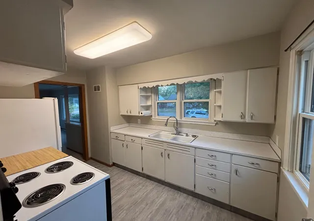 Listing Photo 5 - Condo for sale in building located at 1110 12th St S, Moorhead, MN 56560