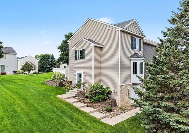 Homes for sale in Apple Valley, MN | 15549 Flight Wy #144, Apple Valley, MN 55124 | MLS# 7101268