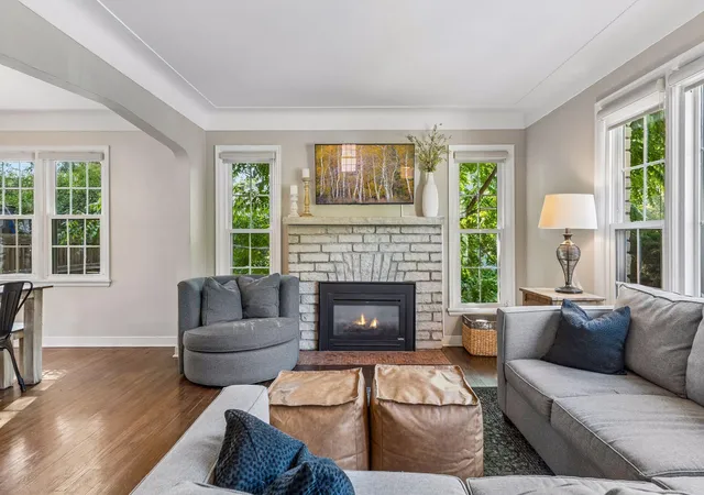 Photo 3 of Single family home for sale at 1260 Saint Clair Ave, Saint Paul, MN 55105 | MLS# 7101278 | Listing updated on 2026-08-21
