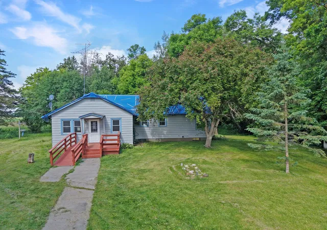 Homes for sale in Aitkin, MN | 41427 390th St, Aitkin, MN 56431 | MLS# 7101346