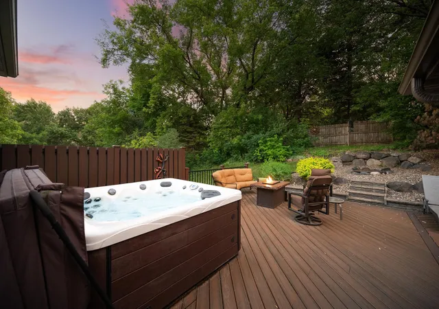 3rd image of 19625 Ireland Wy, Lakeville, MN 55044 | MLS# 7101350