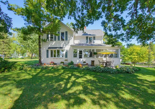 Photo 2 of Sale Pending at 5746 State Hwy 25 Se, Montrose, MN 55363 | MLS# 7101353 | Listing updated on 2026-09-28