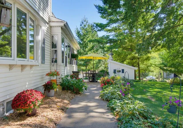 Photo 3 of Sale Pending at 5746 State Hwy 25 Se, Montrose, MN 55363 | MLS# 7101353 | Listing updated on 2026-09-28