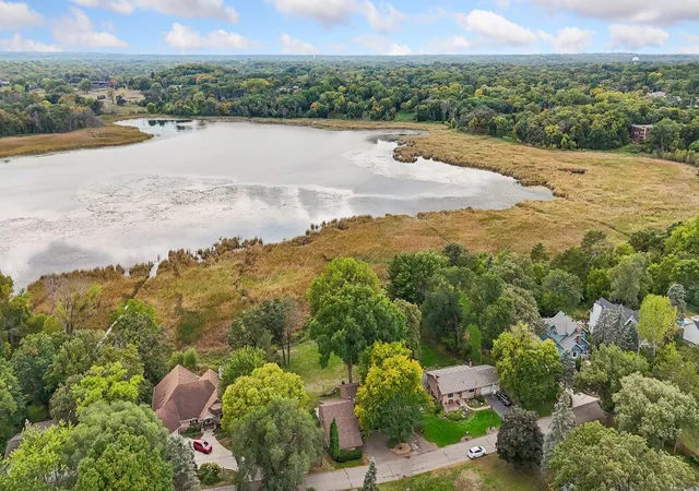 Photo 3 of Single family home for sale at 5442 Mayview Rd, Minnetonka, MN 55345 | MLS# 7101363 | Listing updated on 2026-10-07