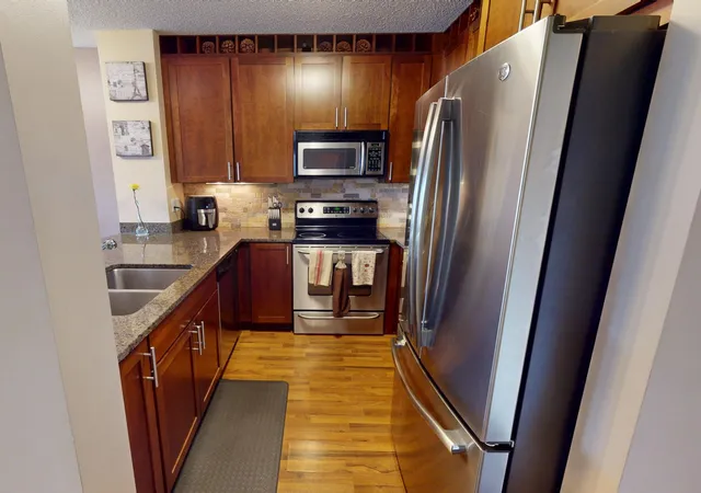 2nd image of 401 S 1St St #1821, Minneapolis, MN 55401 | MLS# 7101368