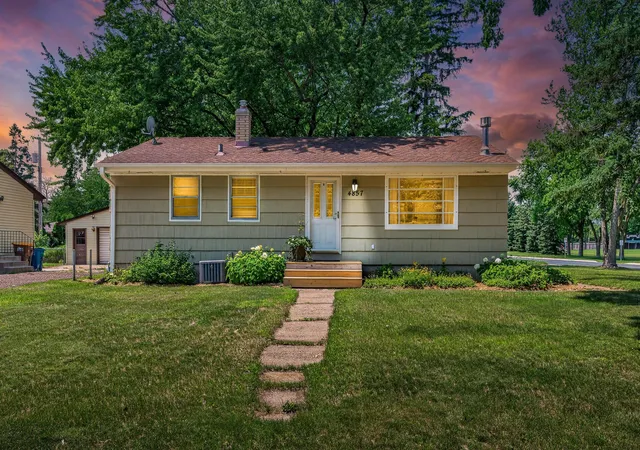 Homes for sale in White Bear Lake, MN | 4857 Karen Pl, White Bear Lake, MN 55110 | MLS# 7101382