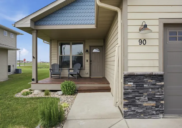Homes for sale in Horace, ND | 90 6Th St E, Horace, ND 58047 | MLS# 7101386