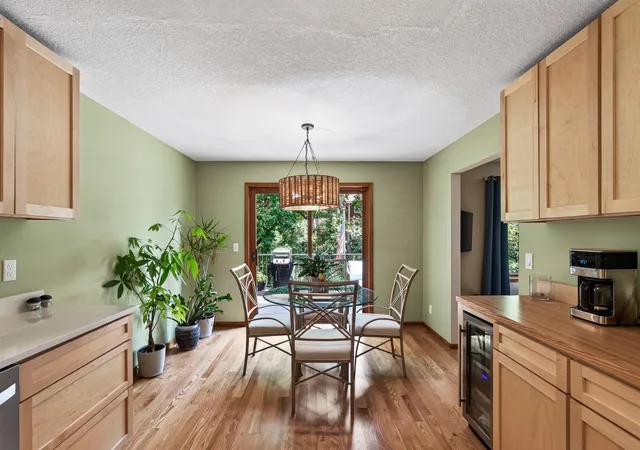 Photo 4 of Single family home for sale at 5595 Wedgewood Dr, Excelsior, MN 55331 | MLS# 7101403 | Listing updated on 2026-10-13