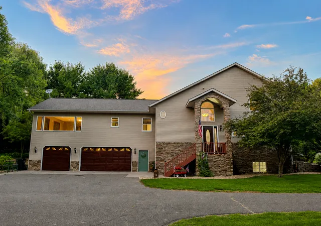 Photo 3 of Sale Pending at 1423 130th Street, Balsam Lake, WI 54810 | MLS# 7101404 | Listing updated on 2026-09-17