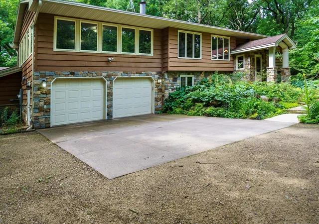 1st image of 6340 Lamar Ave S, Cottage Grove, MN 55016 | MLS# 7101423