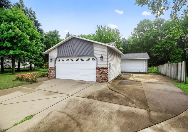 Homes for sale in Inver Grove Heights, MN | 8320 Cooper Wy, Inver Grove Heights, MN 55076 | MLS# 7101439