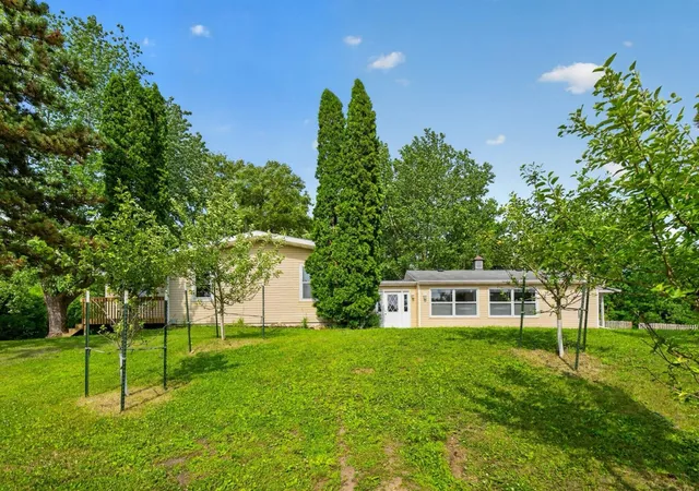 Photo 3 of Single family home for sale at 3598 50th Avenue Se, Rochester, MN 55904 | MLS# 7101450 | Listing updated on 2026-09-13