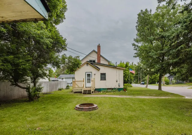 Homes for sale in Brainerd, MN | 924 3Rd Ave Ne, Brainerd, MN 56401 | MLS# 7101483