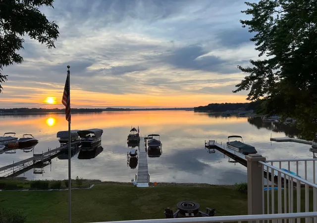 Homes for sale in White Bear Lake, MN | 4296 Cottage Park Rd, White Bear Lake, MN 55110 | MLS# 7101492